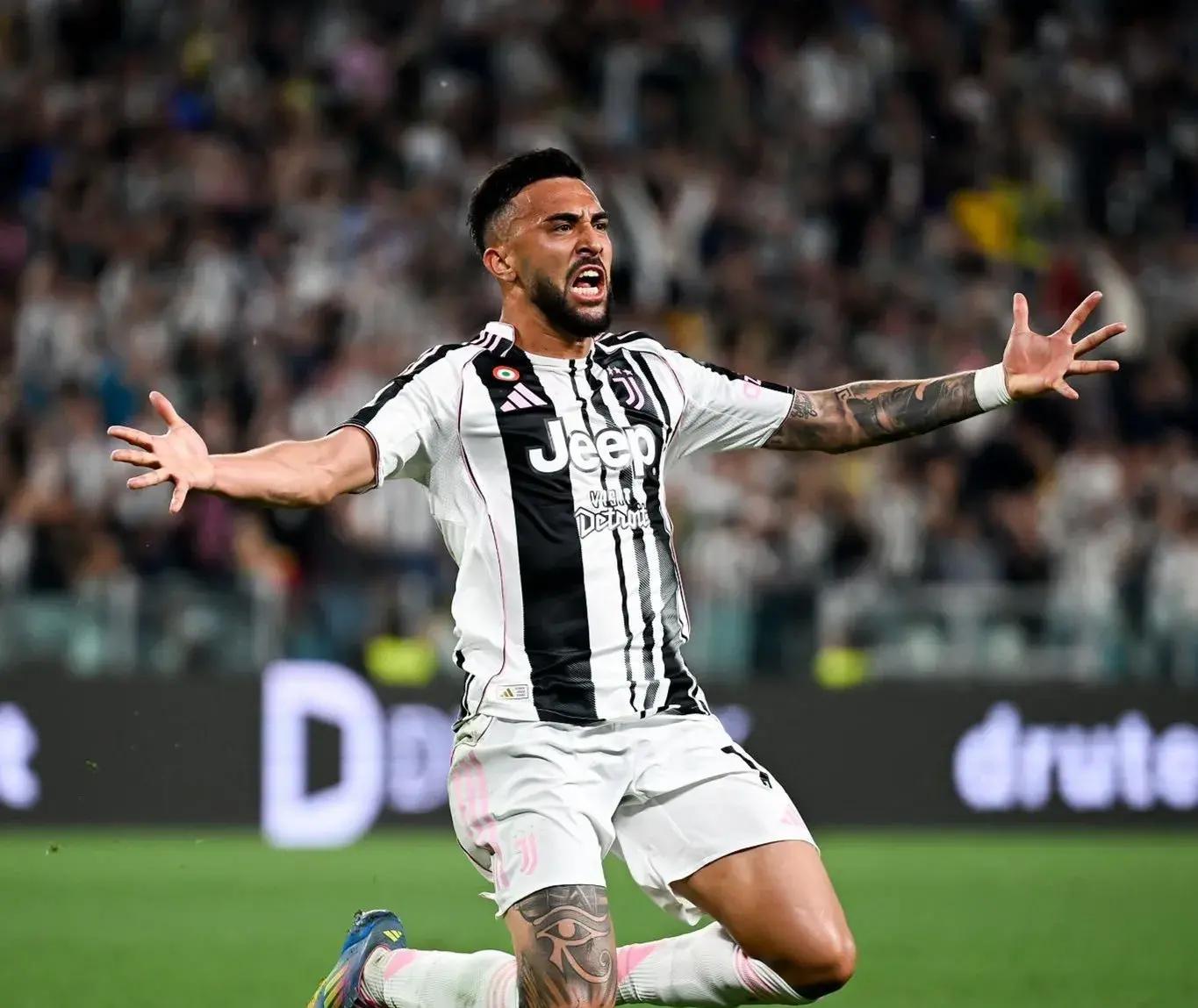 纽卡斯尔训练开放日，赛前止住颓势引欢呼，欧冠在即，心理建设被强调 