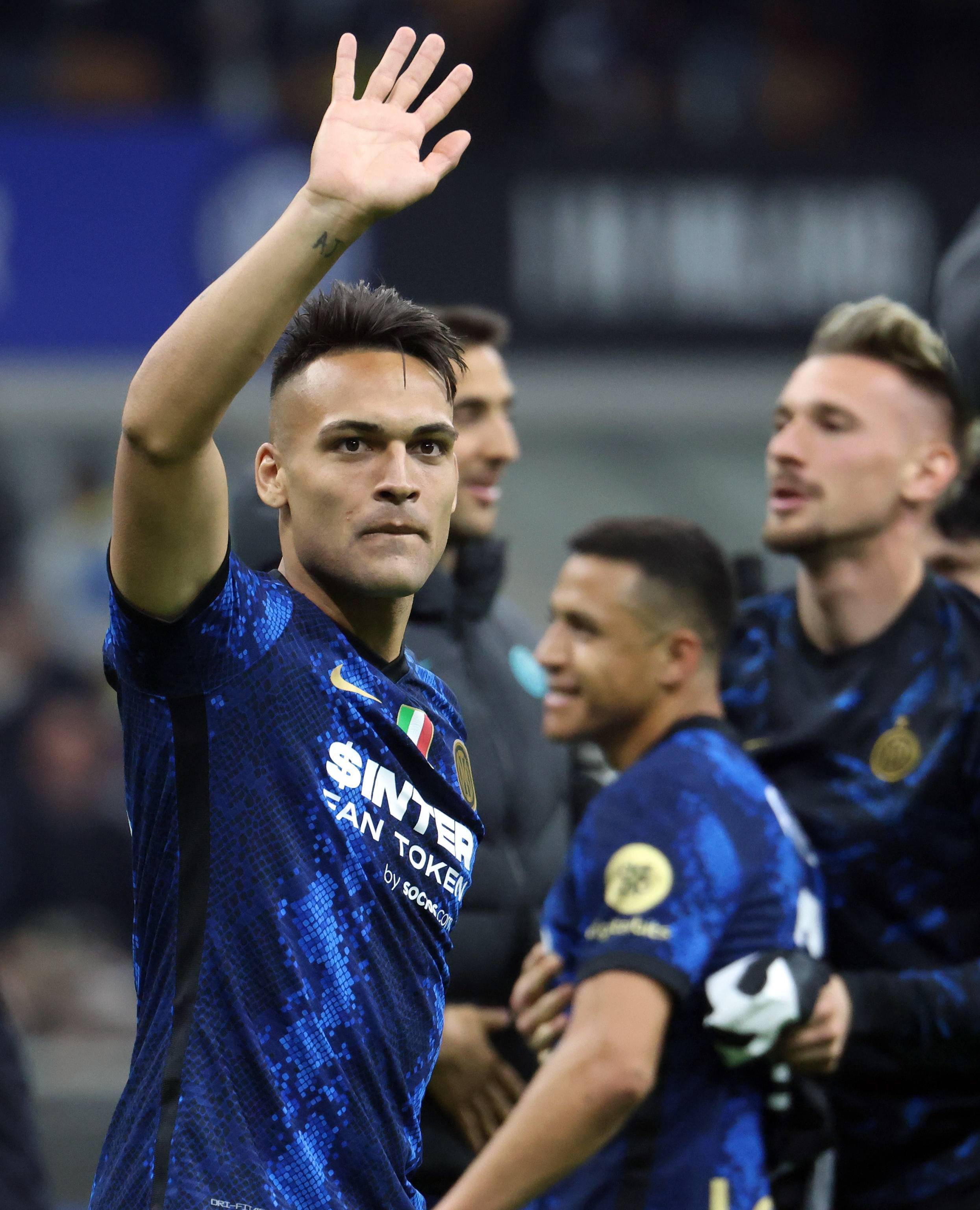 包含辽宁本钢发布备战花絮；加时末段外线爆发；意大利杯任务艰巨；球队文化再被提及的词条-九游官方入口