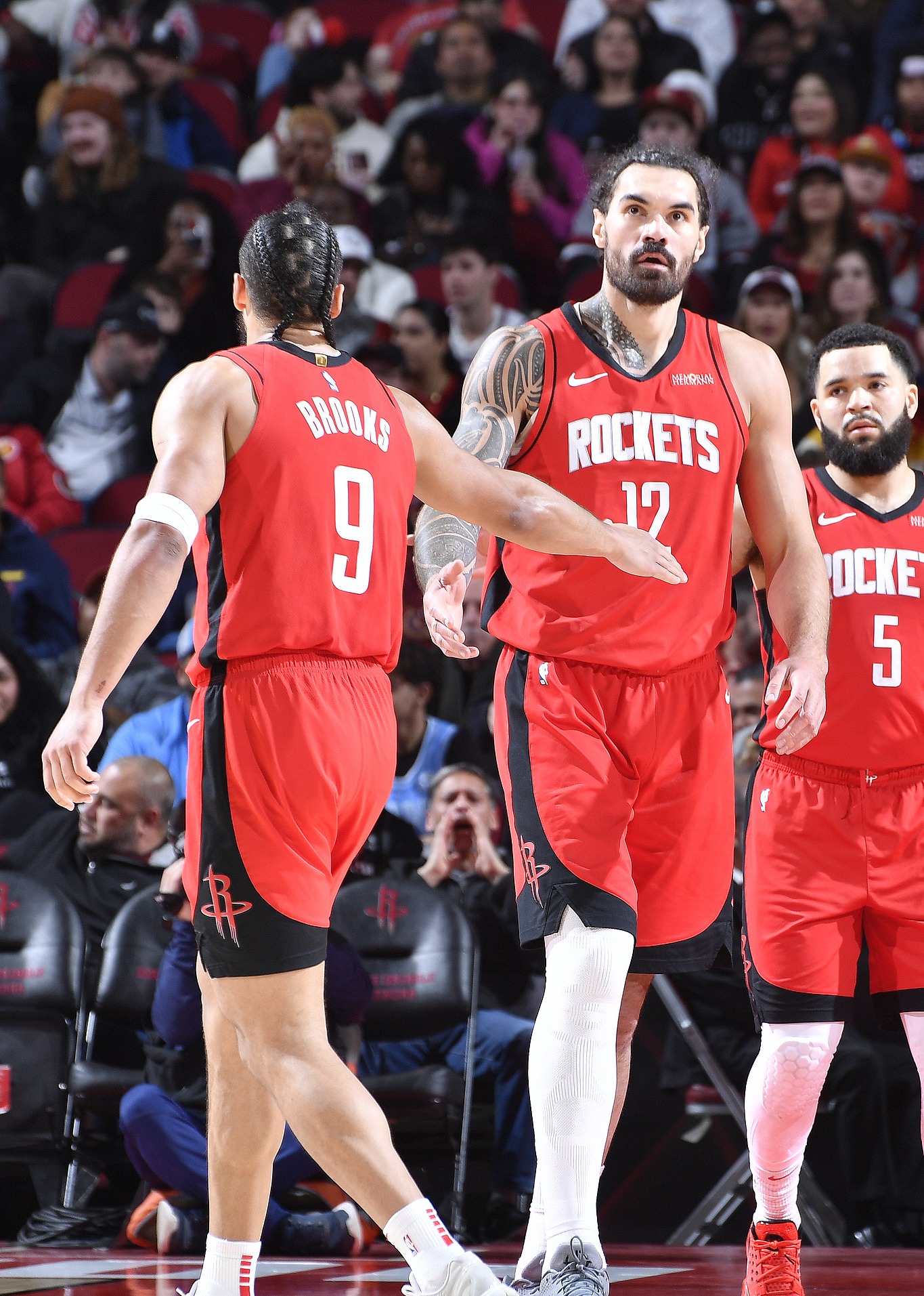 关键时刻皇家社会调整名单以备欧冠冲刺阶段休斯敦火箭调整名单以备意甲，清晨斯图加特备战国王杯瞬间刷屏的简单介绍-九游娱乐平台